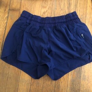 Lululemon Tracker Shorts 4”